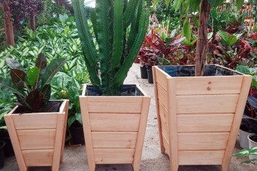 Ahşap Saksı Dış Mekan Çiçeklik Çoklu Ahşap Dekoratif Bahçe Saksısı