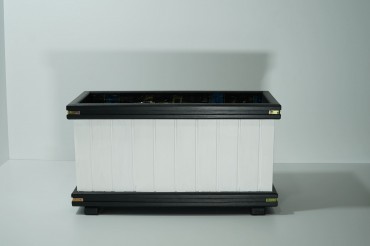 Siyah Beyaz Ayaksız Dikdörtgen Saksı